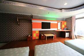 Golden Coast 36 - Sea View B&B