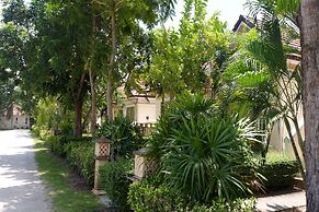 Aana Residence Resort