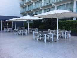 Tasha's Apartments on Warwick