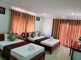 Blue Diamond Guest House - Hostel
