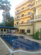 Blue Diamond Guest House - Hostel