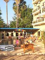 Blue Diamond Guest House - Hostel