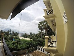 Blue Diamond Guest House - Hostel