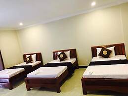 Blue Diamond Guest House - Hostel