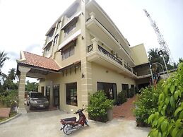 Blue Diamond Guest House - Hostel