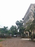 Blue Diamond Guest House - Hostel