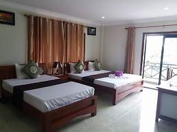 Blue Diamond Guest House - Hostel