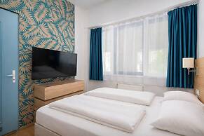 WOW City Hostel
