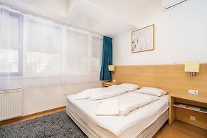 WOW City Hostel