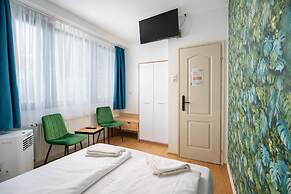 WOW City Hostel