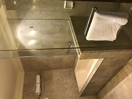 Luxy Service Suites At Times Square