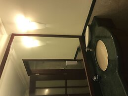 Luxy Service Suites At Times Square