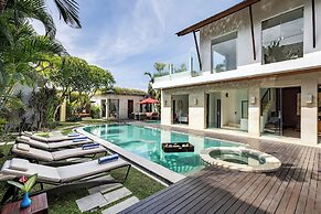 Luxury Villa Belle