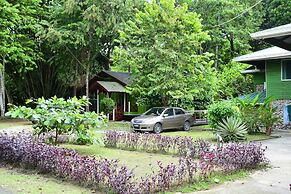 Sukau Greenview Bed & Breakfast