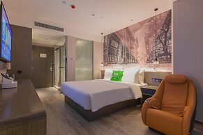 ibis Styles Wuhan Optics Valley Square Hotel