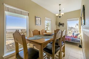 Parrot Head 3 Bedroom Home by RedAwning