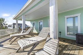 Parrot Head 3 Bedroom Home by RedAwning