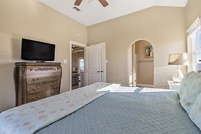 Parrot Head 3 Bedroom Home by RedAwning