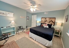 Abby Sands Castle 2 Bedroom Home by RedAwning