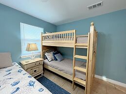 Abby Sands Castle 2 Bedroom Home by RedAwning