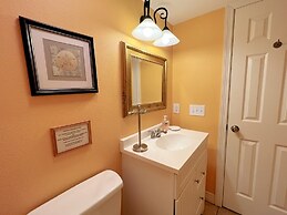 Abby Sands Castle 2 Bedroom Home by RedAwning