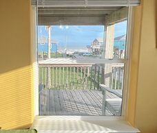 Abby Sands Castle 2 Bedroom Home by RedAwning