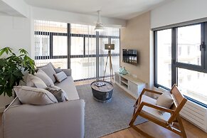 Chezmoihomes Plaza Nueva Deluxe