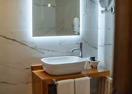 Logis Hotel Restaurante La Casa de Juansabeli