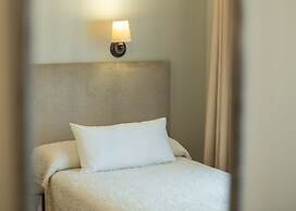 Logis Hotel Restaurante La Casa de Juansabeli