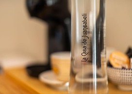 Logis Hotel Restaurante La Casa de Juansabeli