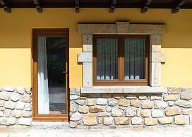 Logis Hotel Restaurante La Casa de Juansabeli