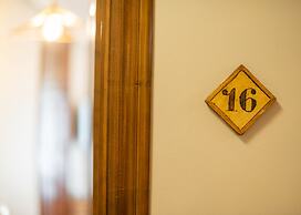 Logis Hotel Restaurante La Casa de Juansabeli