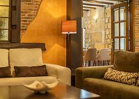 Logis Hotel Restaurante La Casa de Juansabeli