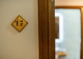 Logis Hotel Restaurante La Casa de Juansabeli