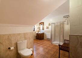 Logis Hotel Restaurante La Casa de Juansabeli