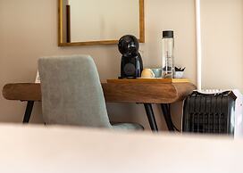 Logis Hotel Restaurante La Casa de Juansabeli