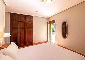 Logis Hotel Restaurante La Casa de Juansabeli