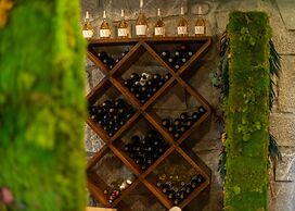 Logis Hotel Restaurante La Casa de Juansabeli