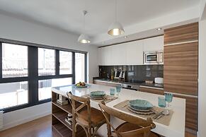 Chezmoihomes Plaza Nueva Premium