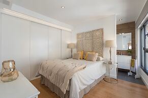 Chezmoihomes Plaza Nueva Premium