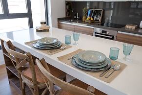 Chezmoihomes Plaza Nueva Premium