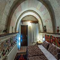 Antique Terrace Suites