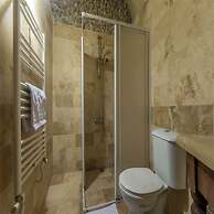 Antique Terrace Suites