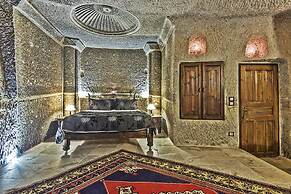 Antique Terrace Suites