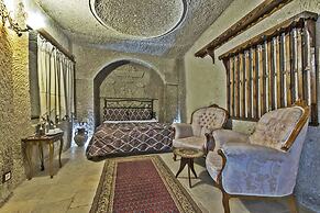 Antique Terrace Suites