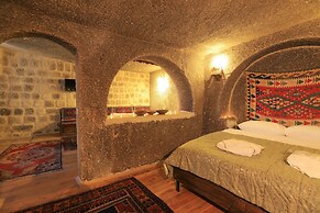 Antique Terrace Suites