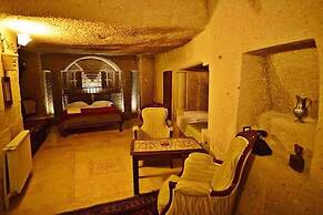 Antique Terrace Suites