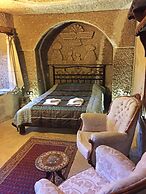 Antique Terrace Suites