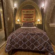 Antique Terrace Suites