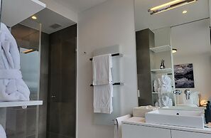 Park Tower City View Apartments